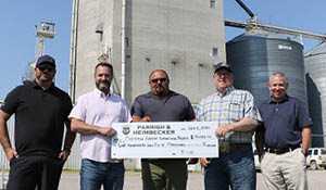 Parrish & Heimbecker donates $150,000 to the Moosomin Airport